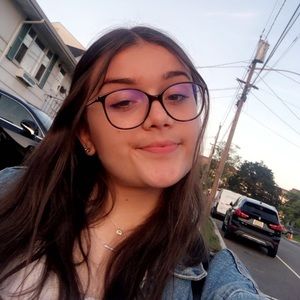 Meet your Posher, Kayleen